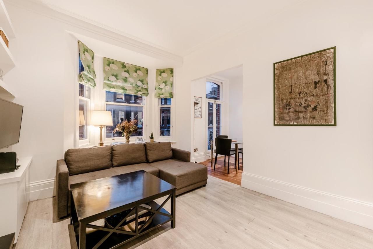 Lovely 2 Bedroom Flat In The Heart Of Chelsea Londres Exterior foto